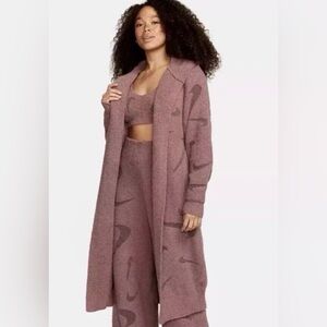 Nike Sportswear Women's Phoenix Cozy Boucle Long Knit Cardigan